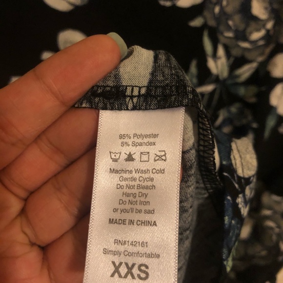 Irma tunic LuLaRoe - Picture 3 of 3